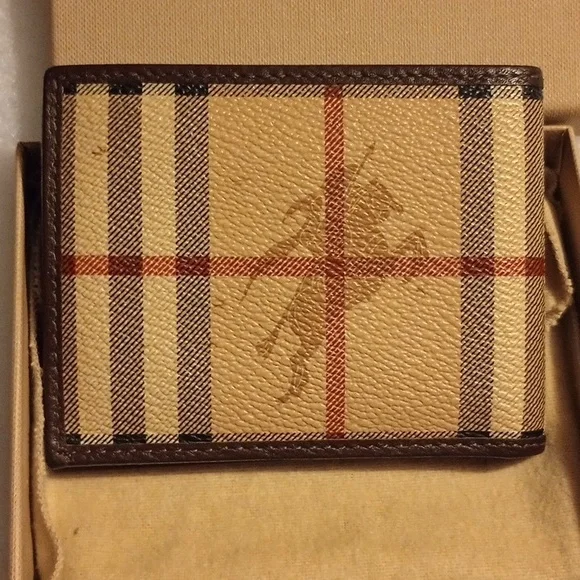 Burberry Wallet Plaid - Picture 2 of 4